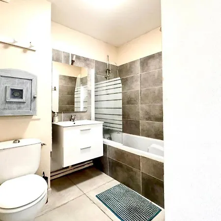 T2 Le Scintillant Plage-parking-terrasse-piscine Apartamento Fréjus