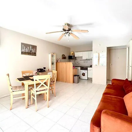T2 Le Scintillant Plage-parking-terrasse-piscine * Fréjus